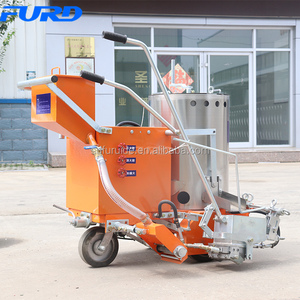 Machine de marquage routier automotrice professionnelle adaptée aux marquages de parkings/routeurs - Product Image 3