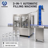 Machine industrielle monobloc entièrement automatique à grande vitesse pour le rinçage, le remplissage et le bouchage de bouteilles en PET et en verre pour eau pure minérale