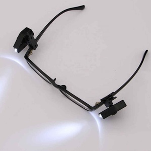 1 Par de Mini Lámparas de Lectura con Clip para Gafas, <span class=keywords><strong>Linterna</strong></span> Ajustable para Gafas, Luz Flexible para Leer Libros - Product Image 6