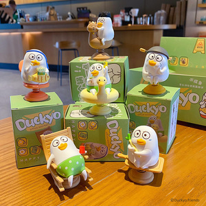 Juguete de Pato Balancín Duckyo Friends, Decoración de Escritorio de PVC con Diseño de Dibujos Animados, Regalo Antiestrés para Adultos y Niños - Product Image 2