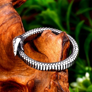 Simple Fashion <b>Men</b> Round <b>Ring</b> Jewelry Stainless Steel Snake Hoop Finger <b>Ring</b> - Product Image 4