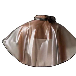 Capa de Peluquería de PVC para Salón con Función de Alisado Iónico - Product Image 3