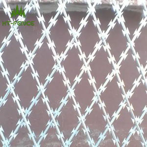 HT-FENCE Anping <span class=keywords><strong>ลวดหนาม</strong></span>ชุบสังกะสีต่อเมตร - Product Image 2