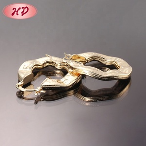 HD Europeo Dei Monili di Modo Più Nuovo Modello Orecchino Geometrica 18K Placcato Oro di Spessore <span class=keywords><strong>Orecchini</strong></span> A Cerchio gioielli - Product Image 3