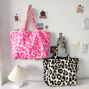 Bolsos de hombro informales con estampado de guepardo grandes para mujer al por mayor, bolso de mano de lona de leopardo rosa de gran capacidad - Product Image 1