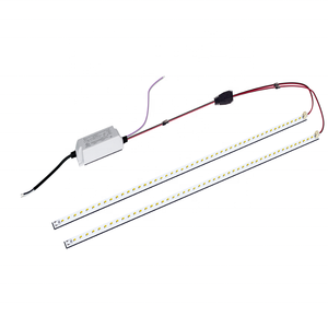 Kits de reacondicionamiento magnético lineal LED comercial <span class=keywords><strong>para</strong></span> luminarias 2x2, tira de 2 piezas (8W) con un controlador externo - Product Image 4