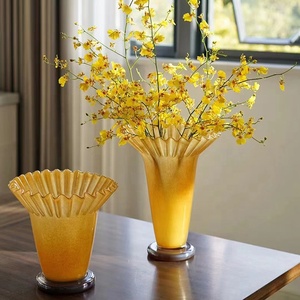 Bixuan Vintage <span class=keywords><strong>Fenton</strong></span> diseño florero de vidrio soplado a mano polvo de porcelana forma de pétalo boca acampanada para arreglos florales de boda - Product Image 4