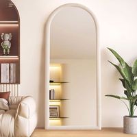 Miroir sur pied en verre épais de style nordique moderne, en velours crème de haute qualité, avec cadre en MDF arqué, pour la coiffure et les cosmétiques