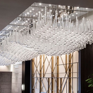 Lussuosi <span class=keywords><strong>lampadari</strong></span> in vetro trasparente chiaro con ciondolo a goccia di cristallo adatto <span class=keywords><strong>per</strong></span> Villa Hotel sale d'<span class=keywords><strong>ingresso</strong></span> ristoranti - Product Image 2
