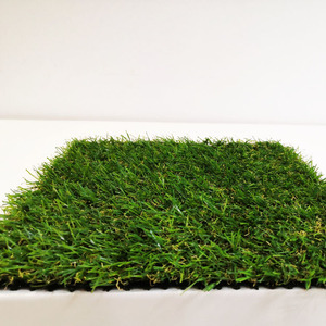 Gazon artificiel synthétique vert doux pour la décoration de jardin, gazon synthétique de jardin - Product Image 6