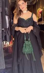 Sari Pre-Drapeado Negro de Alta Calidad, Atuendo Contemporáneo para Mujer, Ideal para Fiestas, Eventos Nocturnos Glamurosos, Recepciones, Secado Rápido AKS - Product Image 2