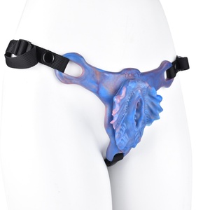 YOCY Triangle Wearable Grinder Massager Adult Silicone Grinder Erotic Double Wear Mutual Friction Sex Toy for Women - Product Image 2