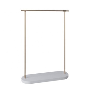 Progettazione su ordinazione del negozio della decorazione del negozio dello scaffale di vestiti del banco di mostra dell'abbigliamento della parete dell'oro per il negozio - Product Image 5