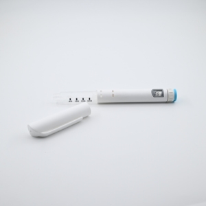 <b>White</b> Disposable Plastic Personal Care <b>Pen</b>, Clean Minimalist Design for Easy Daily Use and Liquid Application - Product Image 1