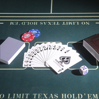 Cartes de poker avant et arrière de jeu de société avec logo imprimé personnalisé en usine en vrac cartes à jouer Texas quatre couleurs