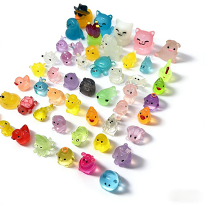 Mini Animales de Resina, Pequeñas Figuras de Resina, Patos, Gallinas, Pandas, Conejos, Delfines, Hongos, Ranas para Decoración de Paisajes - Product Image 1