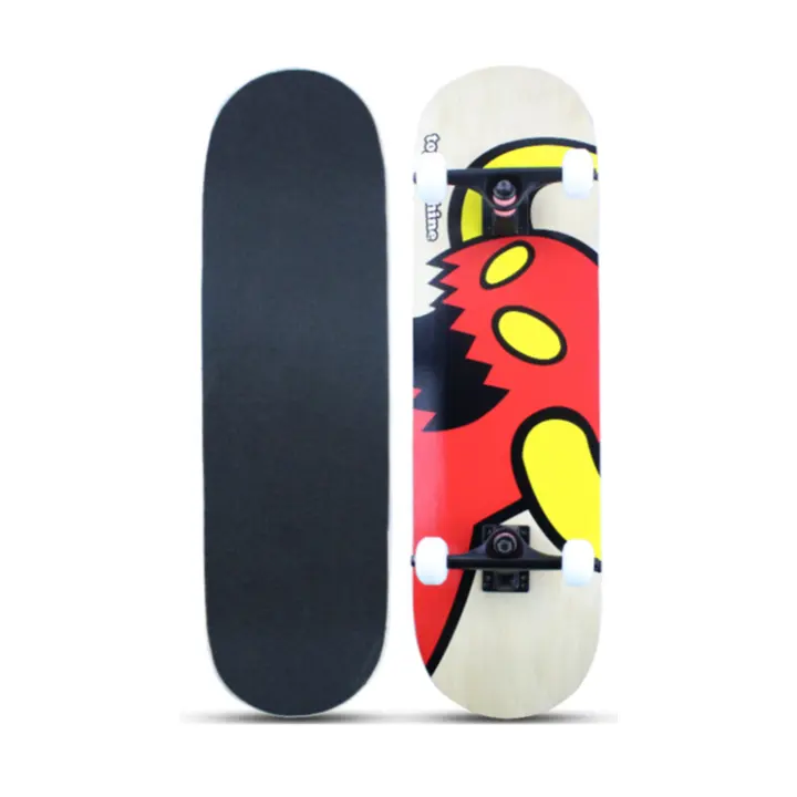 China Fabriek Gratis Aangepaste Game Karakters Goede Prijzen Skateboard Groothandelaren Leeg Decks Carver En Paleis Skateboards