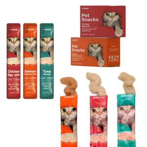 OEM ODM Cat Snacks Cremoso Comida húmeda Stick Personalización Tentaciones Suministros Venta al por mayor Atún Pollo Salmón 15g Gato Tiras Golosinas - Product Image 1