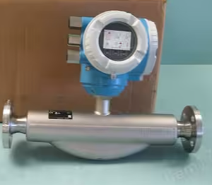 เครื่องวัดอัตราการไหลแบบโคริโอลิส E+H Endress+Hauser Proline Promass F 300 8F3B1H รุ่นขายดีที่สุด, DN100, ระบบ PremiumCal ความแม่นยำสูง 0.05% พร้อมใช้งาน - Product Image 2