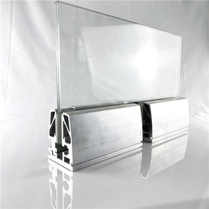 Staffa corrimano <span class=keywords><strong>in</strong></span> <span class=keywords><strong>alluminio</strong></span> <span class=keywords><strong>accessori</strong></span> canale u base <span class=keywords><strong>per</strong></span> balcone ringhiera <span class=keywords><strong>in</strong></span> vetro - Product Image 1