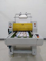 Machine à plastifier le papier thermique hydraulique semi-automatique HTD-520