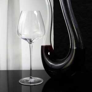 Wholesale Vertical Stripe Champagne <b>Glasses</b> with Crystal Stems Perfect for Wedding Receptions - Product Image 2