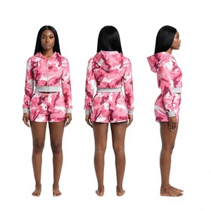 Conjunto deportivo de 2 piezas para mujer, sudadera con capucha y cremallera rosa camuflada y pantalones cortos - Product Image 1