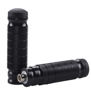 Reposapiés Traseros Universales de Aluminio para Motocicleta, Reposapiés de Colores, Pedales Traseros para Motocicleta de Carreras - Product Image 1