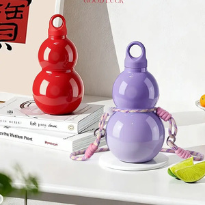 Bouteille d'eau isotherme en forme de gourde Deslon 520 ml en acier inoxydable 316 avec poignée pour les voyages en plein air - Product Image 1