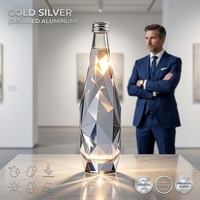 Bouteille en verre géométrique de luxe Solent, bouteille d'eau minérale ou d'alcool à facettes taillées en diamant, vente en gros, fournisseur, fabricant