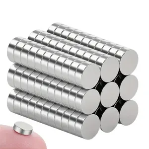 China Groothandel Industriële Magnetische Materialen Zeldzame Aarde Magneet Sterke Ronde Neodymium Magneten N52