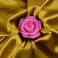 Tissu brillant de satin d'acétate de polyester de luxe de nouveau style pour la robe de printemps été