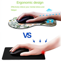 Petit tapis de souris ergonomique personnalisé à fleurs avec repose-poignet Tapis d'ordinateur en caoutchouc antidérapant sur la surface de la table