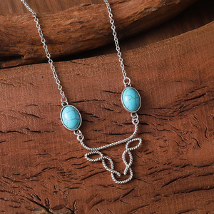 Collar con Colgante de Calavera de Toro con Incrustaciones de Turquesa Estilo Bohemio, Diseño Hueco para Joyería de Moda Minimalista - Product Image 2
