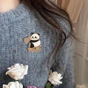 เข็มกลัดโลหะสำหรับเสื้อผ้าแฟชั่นเข็มกลัดหมวกหมุดเคลือบแบบนิ่มสินค้าใหม่ออกแบบได้ตามต้องการ - Product Image 1