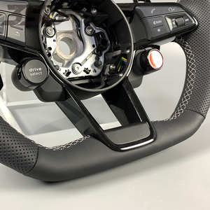 Accessoires intérieurs pour voitures neuves, volant en cuir carbone avec bouton de démarrage <span class=keywords><strong>Audi</strong></span> R8 <span class=keywords><strong>RS</strong></span> avec palettes de changement de vitesse magnétiques - Product Image 2