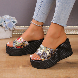 2025 Slope Heel <b>Slippers</b> for Women in the Summer of New Thick Soled Mid Heel Beach Fish Mouth One Line <b>Slippers</b> for Women 1903 - Product Image 4