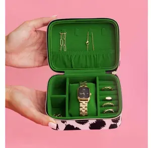 Caixa de exibição de relógio em fibra de carbono com logotipo personalizado, estojo de armazenamento de proteção para relógios e joias com logotipo