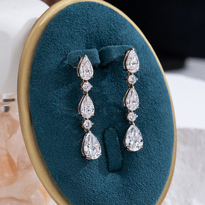 เครื่องประดับเมสซี่ MSE-930 ต่างหูเพชรทองคำขาว 18K สำหรับผู้หญิง - Product Image 5
