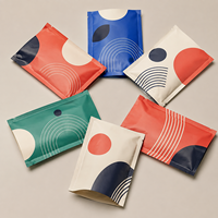 Sachets opaques imprimés sur mesure, scellés sur trois côtés, pour cartes à collectionner, avec impression de logo mosaïque