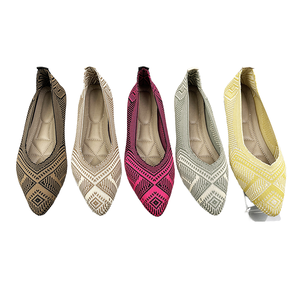 Chaussures plates en tissu extensible à semelle unique pour femmes, vente en gros, design écologique, tricot en plastique, ballerines d'automne, volantes - Product Image 1