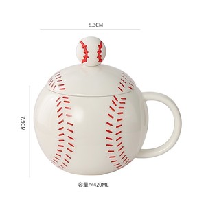 Mug à café en céramique original en forme de balle de baseball avec couvercle et cuillère - Product Image 6