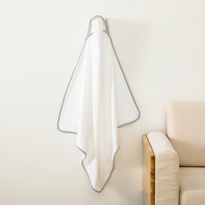 Serviette <span class=keywords><strong>de</strong></span> <span class=keywords><strong>bain</strong></span> à capuche unie <span class=keywords><strong>de</strong></span> style nouveau pour enfants avec un chapeau et une <span class=keywords><strong>cape</strong></span> portables, adaptée à la natation et au <span class=keywords><strong>bain</strong></span> - Product Image 4