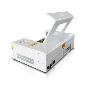 Mejor precio 40W 50W Hobby Desktop 200*300 Lazer máquina <span class=keywords><strong>de</strong></span> corte láser portátil cortador <span class=keywords><strong>de</strong></span> <span class=keywords><strong>madera</strong></span> K40 láser barato - Product Image 1