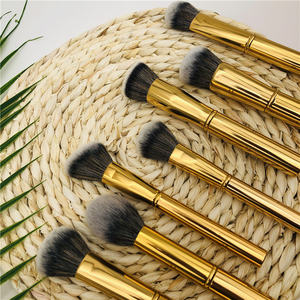 YRX D30 Marque privée Morph Pinceaux <span class=keywords><strong>de</strong></span> maquillage professionnels pour <span class=keywords><strong>fond</strong></span> <span class=keywords><strong>de</strong></span> <span class=keywords><strong>teint</strong></span> Vegan Cosmétique Métal doré Ensemble <span class=keywords><strong>de</strong></span> pinceaux <span class=keywords><strong>de</strong></span> maquillage <span class=keywords><strong>de</strong></span> haute qualité - Product Image 2