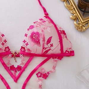 Body sexy à col licou brodé floral, lingerie en maille transparente ajourée, teddy sculptant artisanal pour femme - Product Image 4