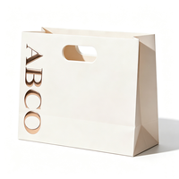 Sacs cadeaux promotionnels recyclables personnalisés, emballage de luxe, fermeture magnétique, logo personnalisé pour la mode, les vêtements, les bijoux, les achats