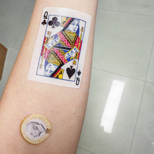 Autocollants de tatouage temporaire réalistes et colorés, imperméables, amovibles, taille personnalisée A4, en papier écologique - Product Image 1