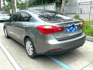 รถยนต์มือสอง Kia K3 ปี 2013 เครื่องยนต์ 1.6 ลิตร เกียร์อัตโนมัติ รถเก๋ง ราคาถูก สำหรับส่งออก - Product Image 3