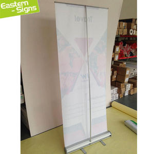 Espositore <span class=keywords><strong>Roll</strong></span>-<span class=keywords><strong>up</strong></span> Economico con Base Larga Retrattile <span class=keywords><strong>85</strong></span> <span class=keywords><strong>X</strong></span> <span class=keywords><strong>200</strong></span> Stand Espositivo da Terra - Product Image 2